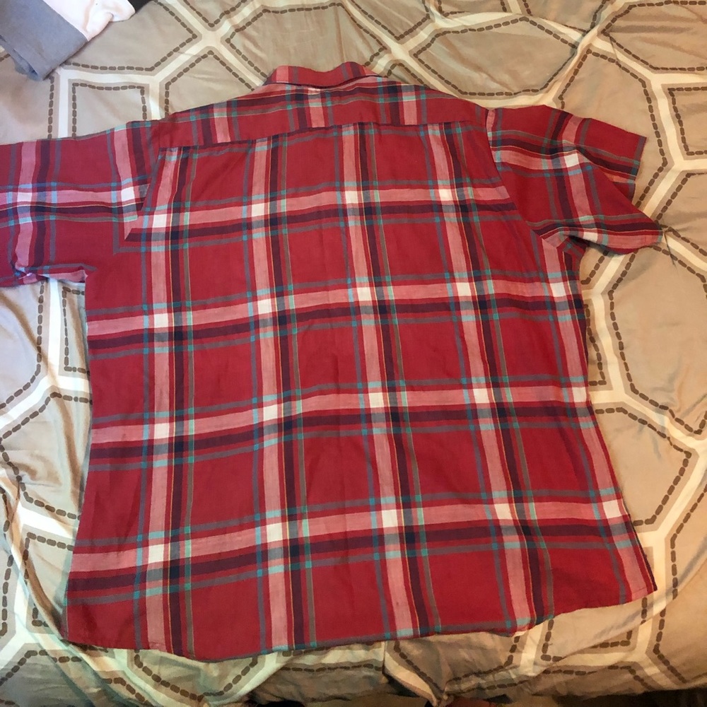 Red button down shirt - Picture 3 of 4